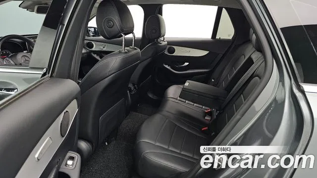 Mercedes-Benz GLC-Class 2018 — фото 16