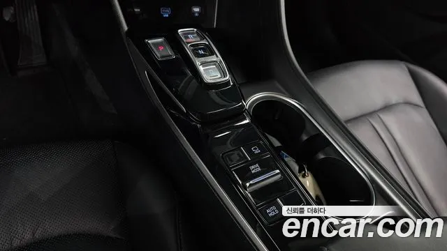 Hyundai Sonata 2020 — фото 9