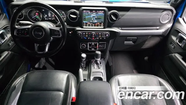 Jeep Wrangler 2021 — фото 10
