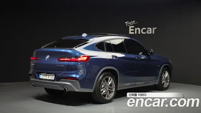 BMW X4 2021 — фото 2