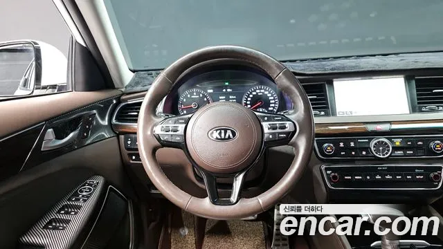 Kia K7 2018 — фото 12