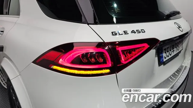 Mercedes-Benz GLE-Class 2020 — фото 9