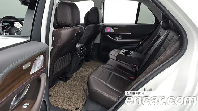 Mercedes-Benz GLE-Class 2020 — фото 16
