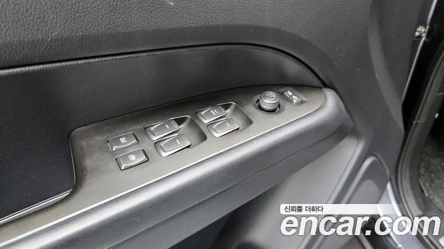 KG_Mobility_Ssangyong Rexton 2019 — фото 14