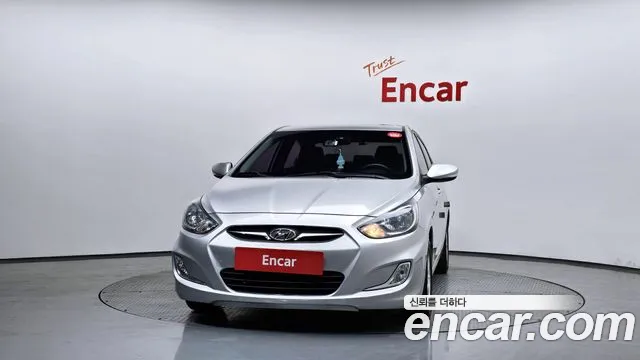 Hyundai Accent 2014 — фото 3