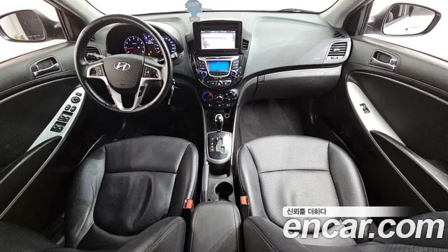 Hyundai Accent 2014 — фото 10