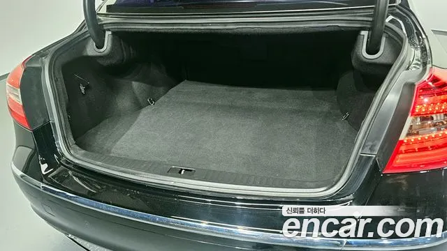 Hyundai Genesis 2014 — фото 16
