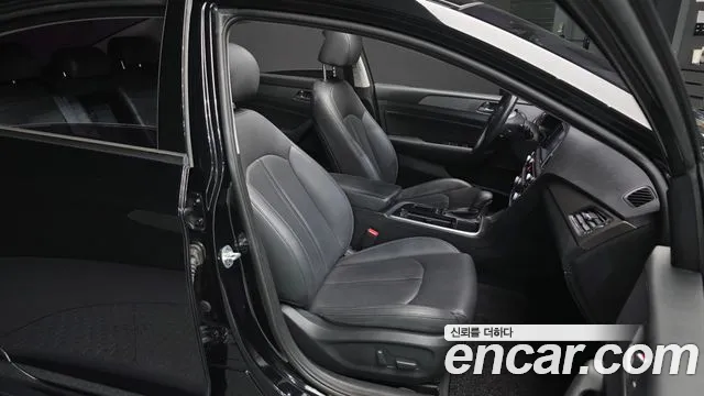 Hyundai Sonata 2019 — фото 18