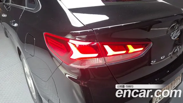 Hyundai Sonata 2019 — фото 9