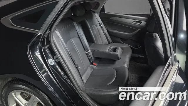Hyundai Sonata 2019 — фото 16