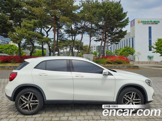 Mercedes-Benz GLA-Class 2019 — фото 4