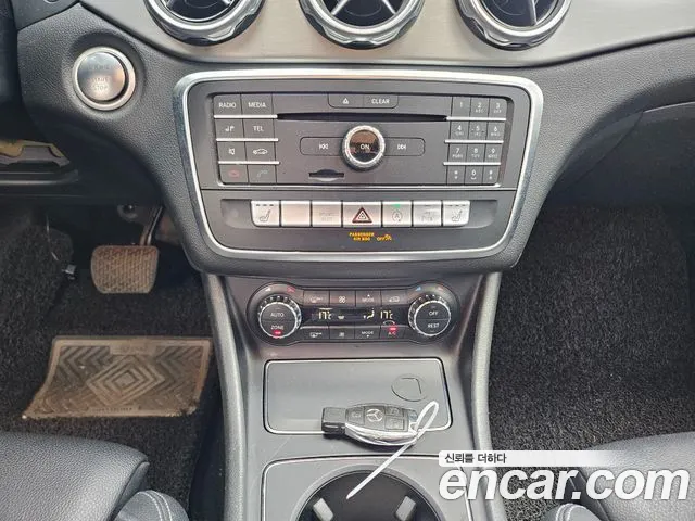 Mercedes-Benz GLA-Class 2019 — фото 18