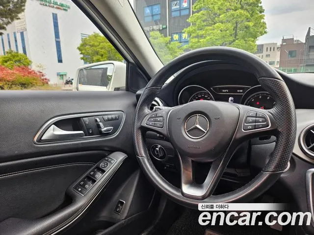 Mercedes-Benz GLA-Class 2019 — фото 19