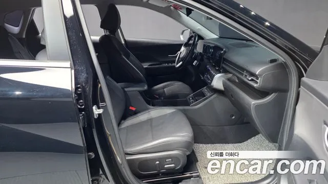 Hyundai Kona 2023 — фото 17