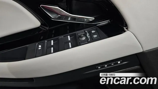 Land Rover Range Rover Evoque 2026 — фото 16