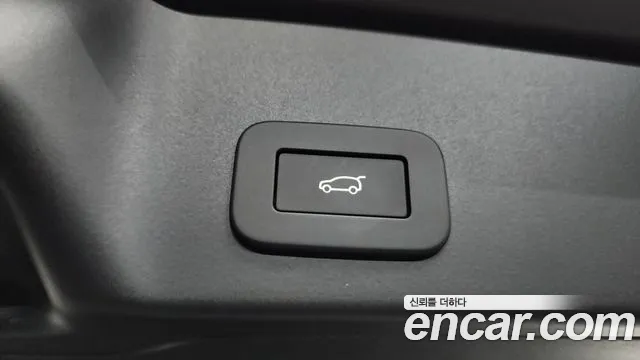 Land Rover Range Rover Evoque 2026 — фото 18
