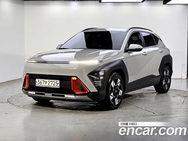 Hyundai Kona 2023 — фото 1