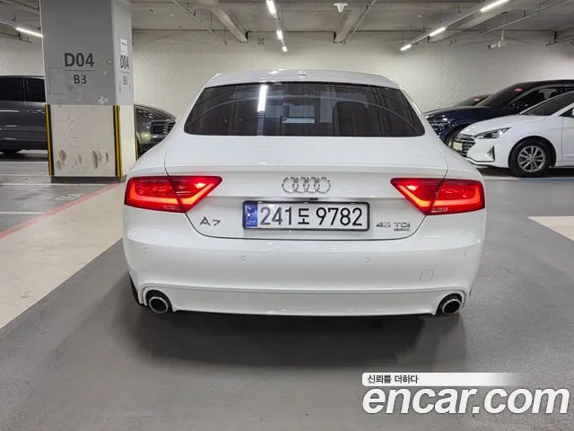 Audi A7 2015 — фото 4