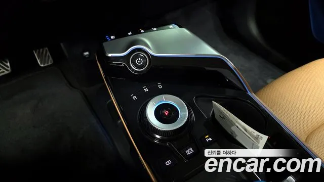 Kia EV6 2023 — фото 12