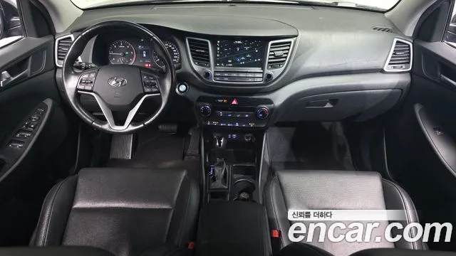 Hyundai Tucson 2017 — фото 9