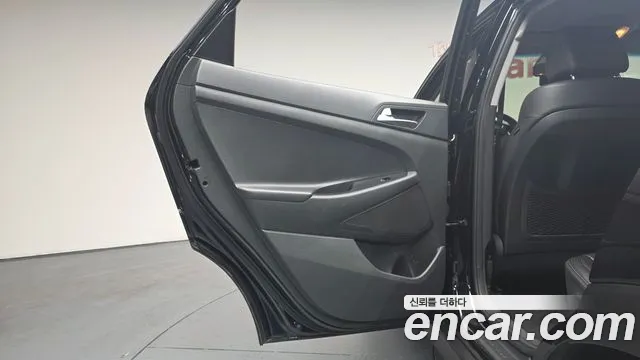 Hyundai Tucson 2017 — фото 14