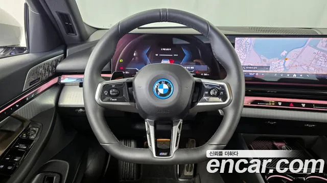 BMW i5 2025 — фото 19