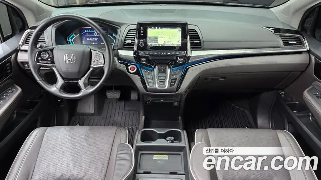 Honda Odyssey 2022 — фото 10