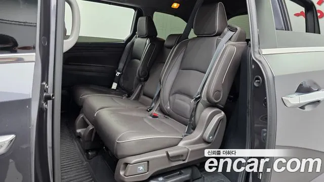 Honda Odyssey 2022 — фото 18