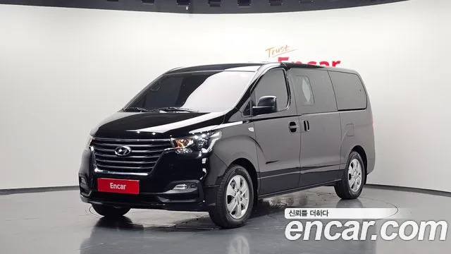Hyundai Starex 2019 — фото 1