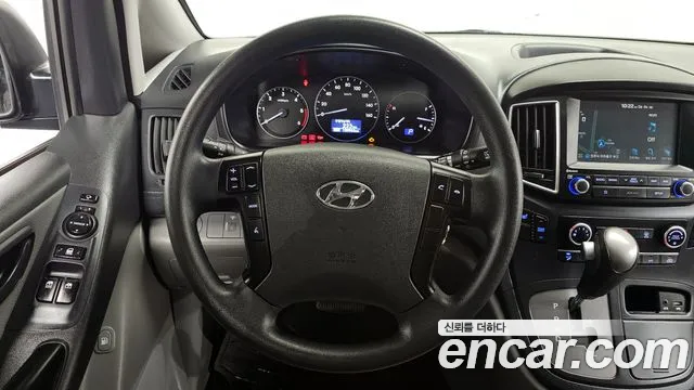 Hyundai Starex 2019 — фото 13