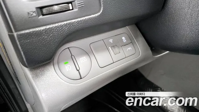 Hyundai Starex 2019 — фото 20