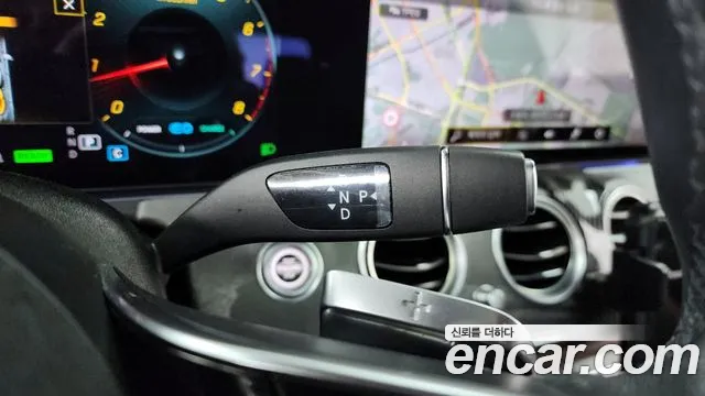 Mercedes-Benz E-Class 2022 — фото 12