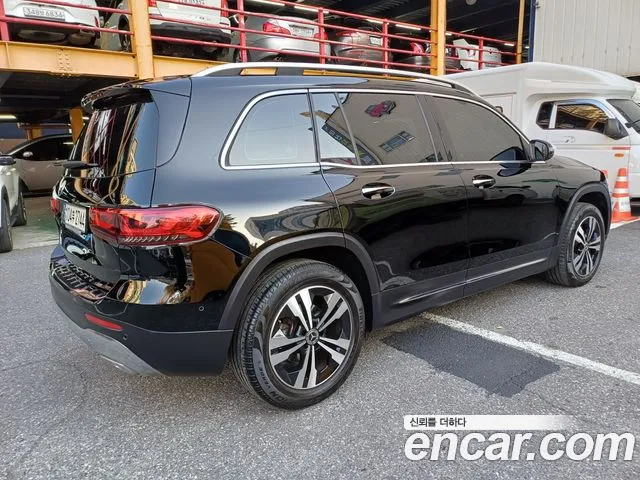 Mercedes-Benz GLB-Class 2021 — фото 5