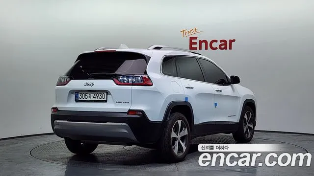 Jeep Cherokee 2021 — фото 2