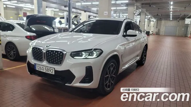 BMW X4 2023 — фото 1