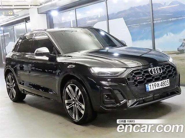 Audi SQ5 2022 — фото 1