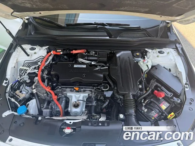 Honda Accord 2019 — фото 11