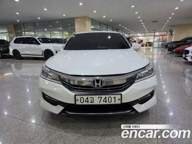 Honda Accord 2017 — фото 2
