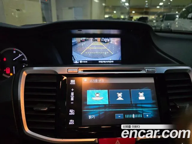 Honda Accord 2017 — фото 14