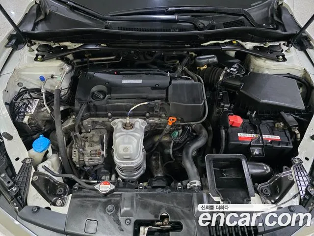 Honda Accord 2017 — фото 15