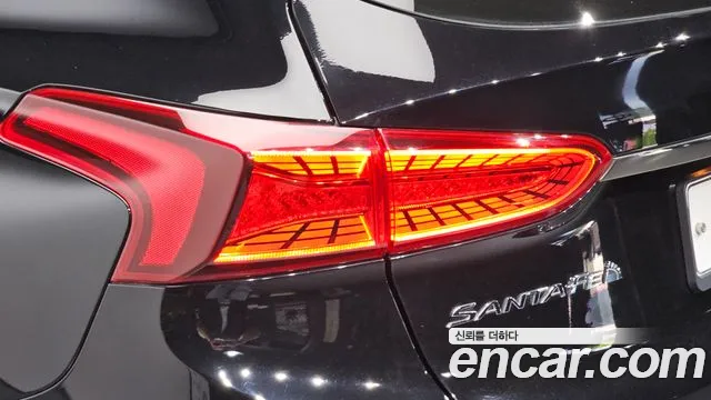 Hyundai Santafe 2020 — фото 9