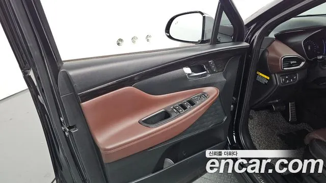 Hyundai Santafe 2020 — фото 14
