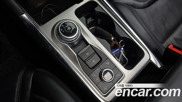 Ford Explorer 2021 — фото 11