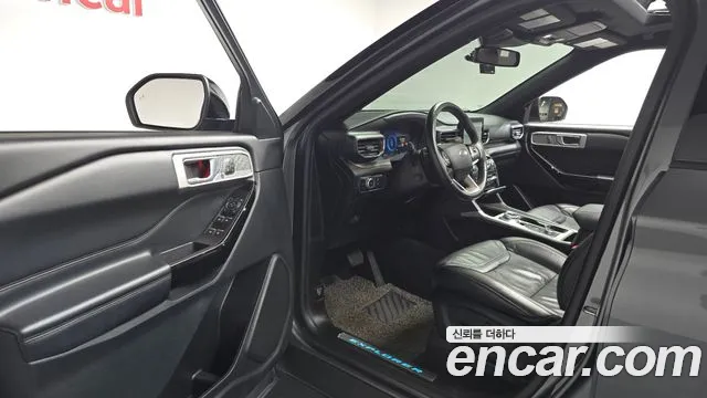 Ford Explorer 2021 — фото 12
