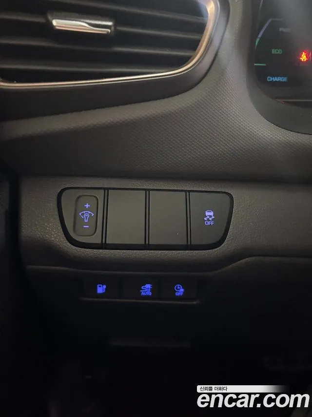 Hyundai Ioniq 2018 — фото 10