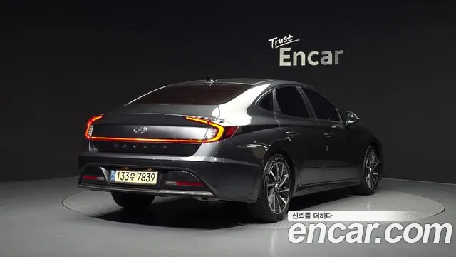 Hyundai Sonata 2023 — фото 2
