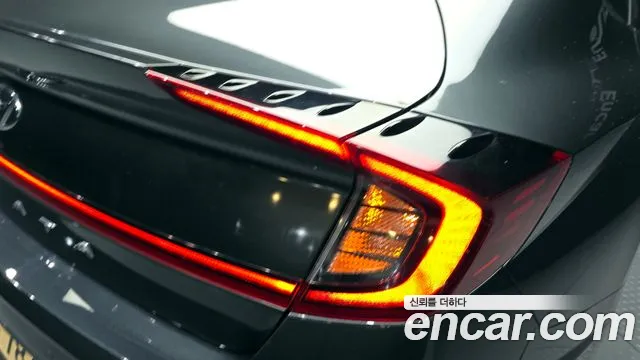 Hyundai Sonata 2023 — фото 9
