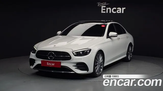 Mercedes-Benz E-Class 2022 — фото 1