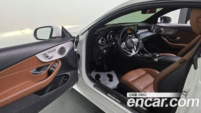 Mercedes-Benz C-Class 2019 — фото 13