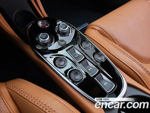 Mclaren GT 2022 — фото 13
